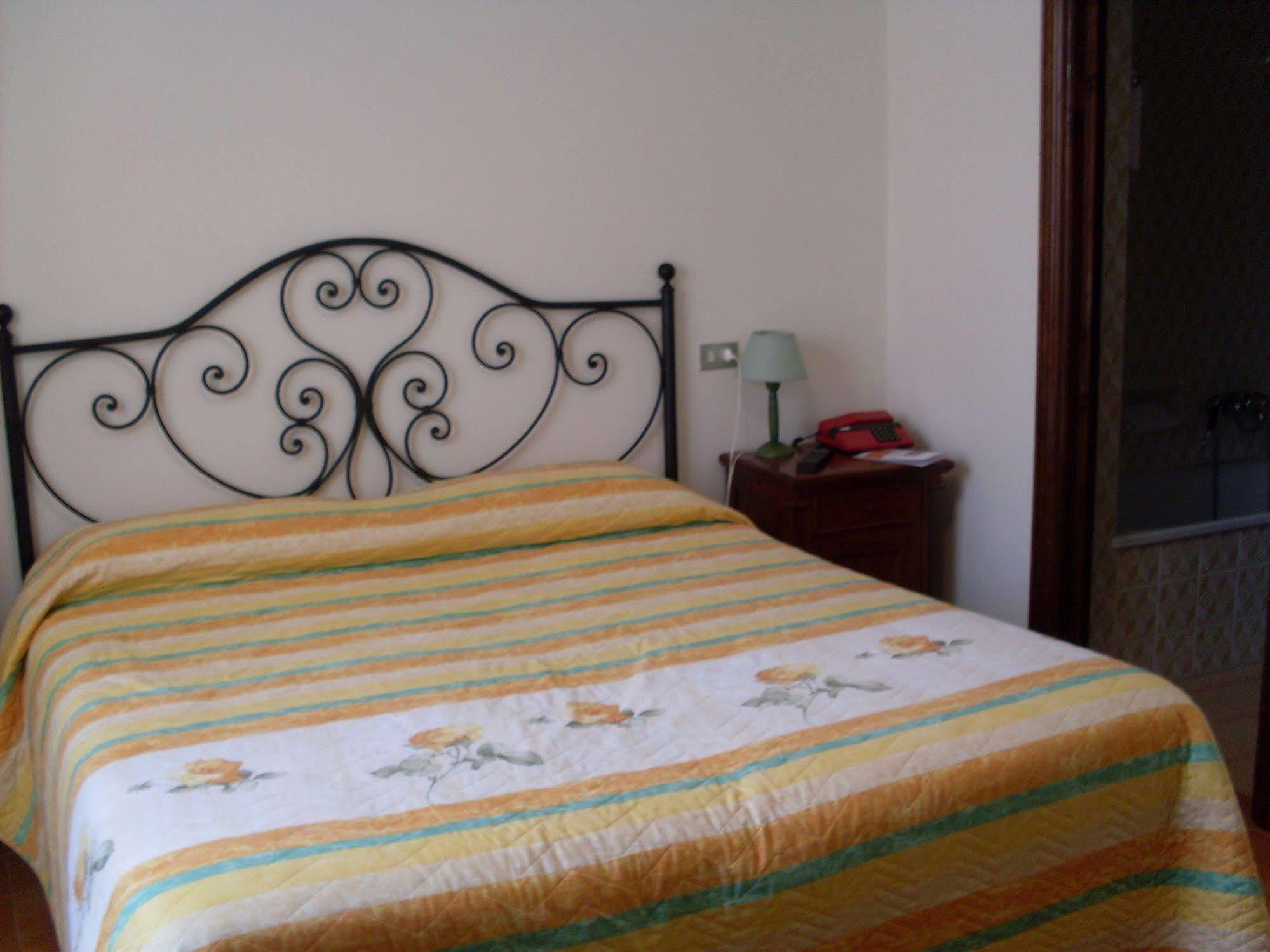 Hotel Roma Scanno Luaran gambar